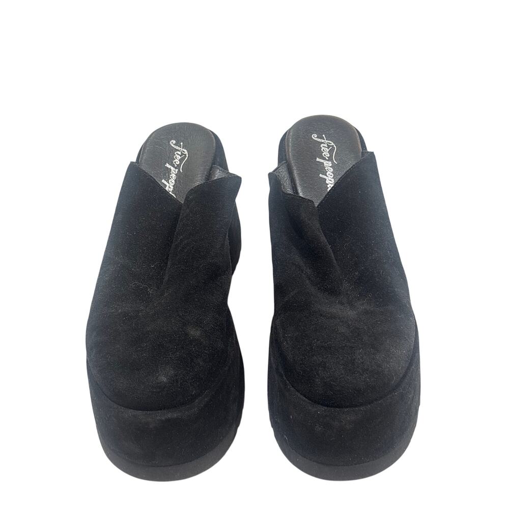 Women’s 10 Free People Platforms